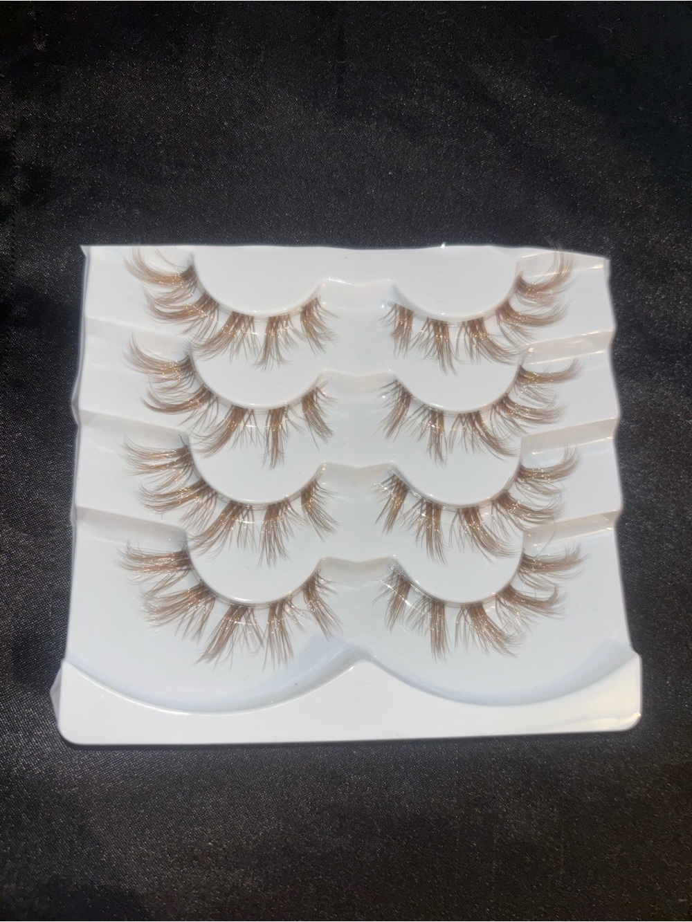 Natural Brown False Eyelashes - Light Brown (4 Pairs)